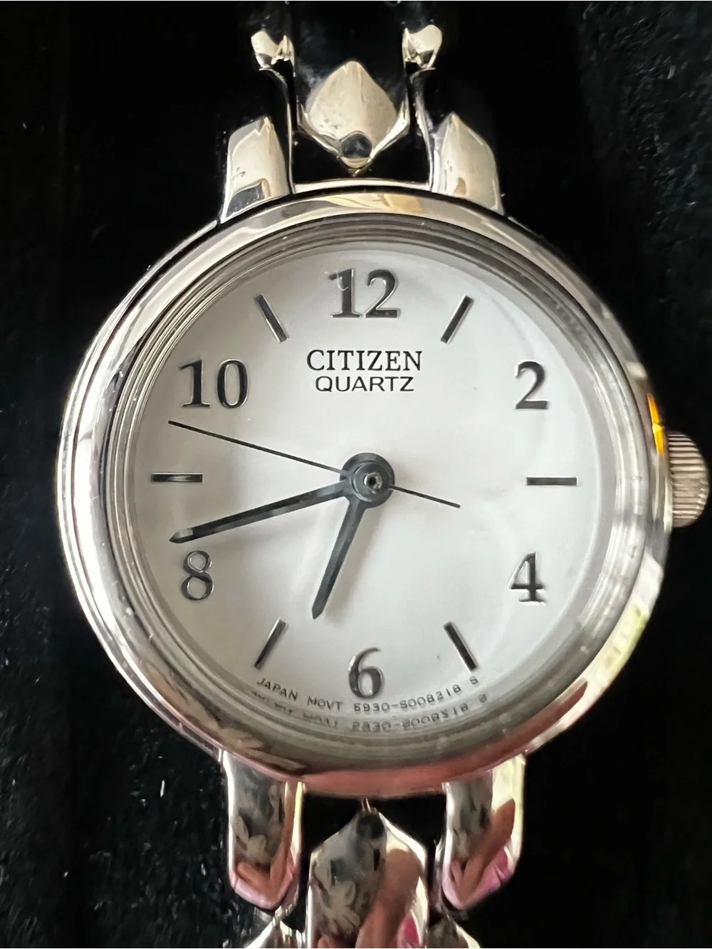 Citizen Silver Watch 5930-S004324 with White Dial is NIB